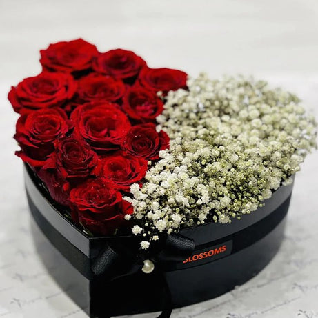 Elegant Heart-Shaped Flower Box – Red Roses & White Baby’s Breath | Luxury Floral Gift