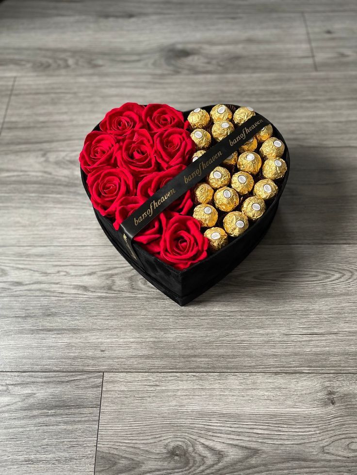 Luxury Heart-Shaped Gift Box – Artificial Red Roses & Ferrero Rocher Chocolates with Special Note